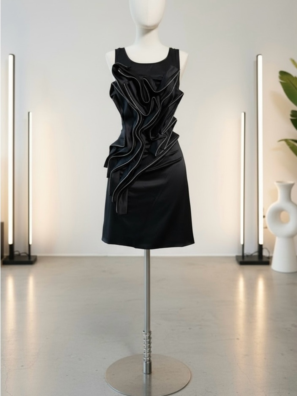 La Coquette Mandalay Black Zipper Mini Dress Size US 4 Y2K Vintage New With Tags